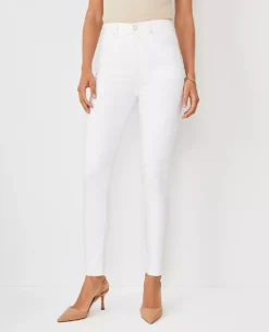 Sculpting Pocket Highest Rise Skinny Jeans In White