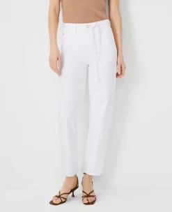 Belted Sculpting Pocket High Rise Straight Jeans In White